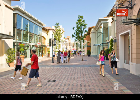 Shopping Center Fidenza Village, Fidenza, Provinz von Parma, Italien Stockfoto