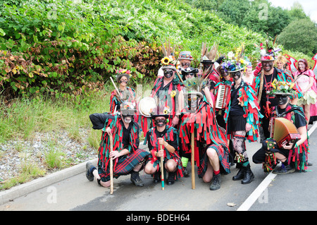 Morris Dancers an der Ponterdawe Festival-Glamorgan Stockfoto