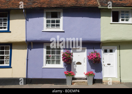 Saffron Walden Essex England. Castle Street traditionellen bunten Gebäuden. HOMER SYKES Stockfoto