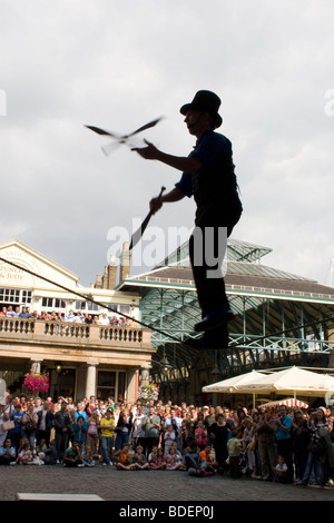 Ein Jongleur in Covent Garten. Stockfoto