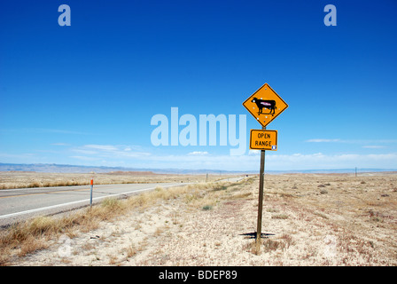 Open Range Verkehrszeichen an der Seite der Straße in Utah Stockfoto