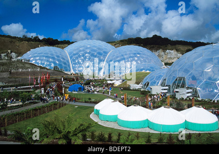 Sicht auf das Eden-Projekt in der Nähe von St Austel Stockfoto