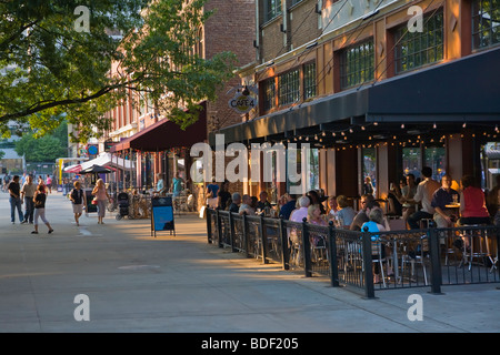 Market Square shopping und Essbereich in der Innenstadt von Knoxville Tennessee Stockfoto