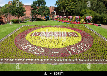 Blumenbeet zum Gedenken an Charles Darwin auf dem Gelände des Shrewsbury Castle Stockfoto