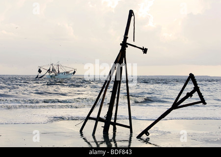 Mast eines versunkenen Schiffes an Jekyll Punkt - Jekyll Island, Georgia USA Stockfoto
