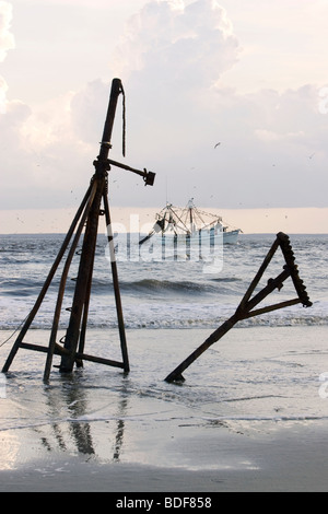 Mast eines versunkenen Schiffes an Jekyll Punkt - Jekyll Island, Georgia USA Stockfoto