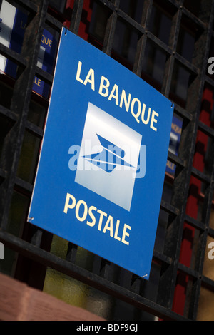 Zeichen für La Banque Postale in Frankreich Stockfoto