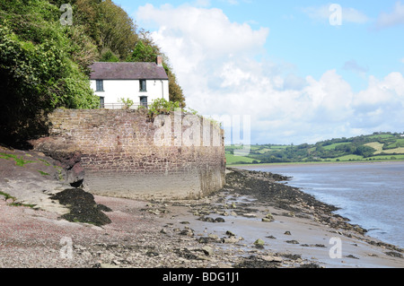 Dylan Thomas Bootshaus auf der Taf-Mündung Laugharne Carmarthenshire Wales Cymru Uk Stockfoto