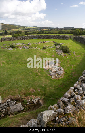 Drumena Cashel Steinkastell alten irischen Verteidigungsanlagen gebaut mit Wänden 3 Meter dick Stockfoto