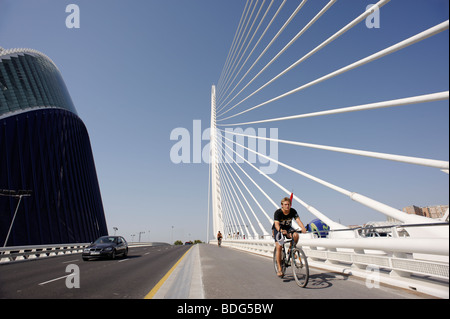 Assut d ' or Brücke (aka Serreria) in Valencia, die vom Architekten Santiago Calatrava entworfen. Spanien Stockfoto