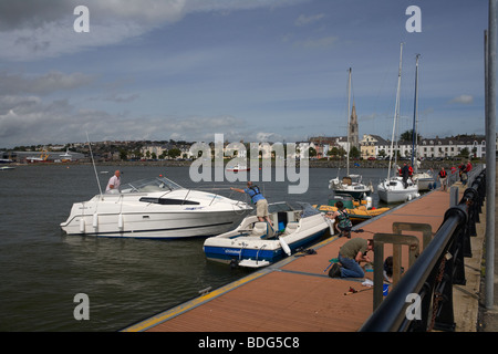 die Wellenbrecher in Carlingford Lough an Warrenpoint Grafschaft, Nord-Irland Stockfoto