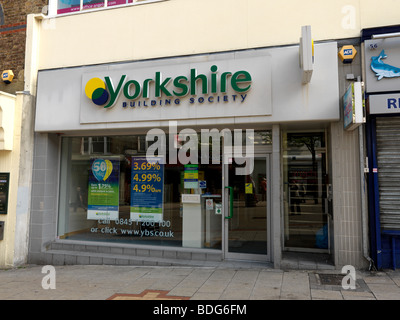 Yorkshire Building Society Sutton High Street Stockfoto