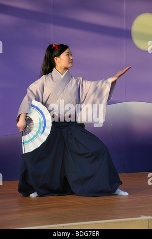 Fächertanz, Nihon Buyo, an das Cherry Blossom Festival, Hanami in Kyoto, Japan, Asien Stockfoto