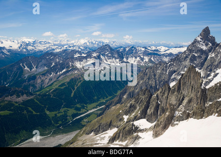 Aiguille Noire de Peuterey, Les Glaciers de la Vanoise, La Grande Motte und Val Veny, Mont Blanc Massiv, Alpen, Italien, Europa Stockfoto