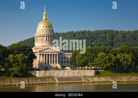 Die Landeshauptstadt Gebäude gebaut 1924-1932 Charleston Westvirginia am Ufer des Kanawha River Stockfoto