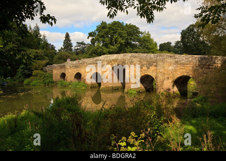 Stopham-Brücke und den Fluss Arun nahe Pulborough, West Sussex Stockfoto