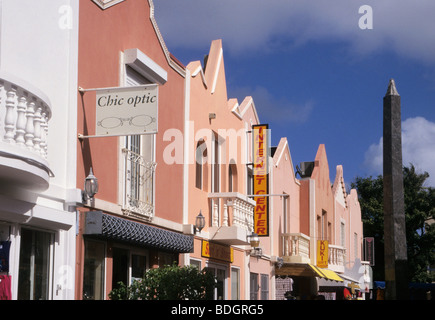 Geschäfte an der Hauptstraße von Philipsburg St. Maarten Insel - Antillen - Karibik Stockfoto