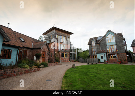 Öko-Häuser an der Wintles in Bischöfe Schloss Shropshire England Uk Stockfoto