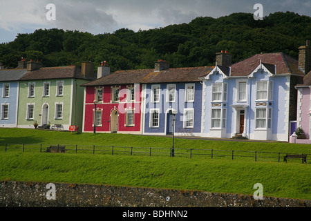 Bunte Häuser und Hütten in Aberaeron, Ceredigion, West Wales, UK Stockfoto