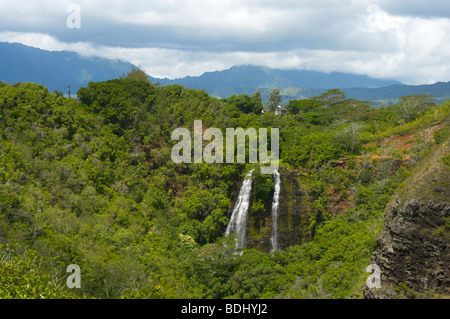 Opaekaa Falls und Makaleha Berge Kauai HI Stockfoto