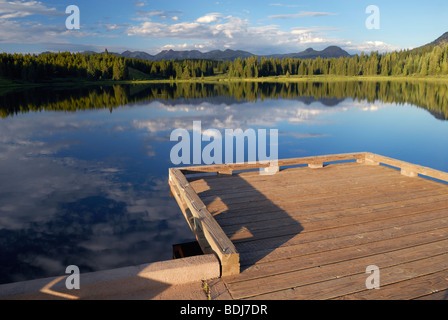 Abend-Reflexionen an Andreas See in Colorado Rocky Mountains Stockfoto