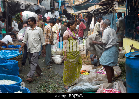 Blumenmarkt am Mullick Ghaat, Kolkata, Westindien Bengala. Stockfoto