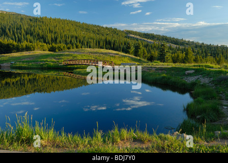 Abend-Reflexionen an Andreas See in Colorado Rocky Mountains Stockfoto