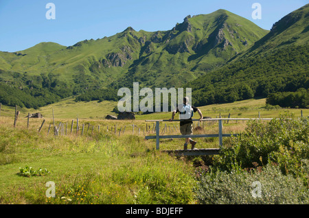 Walker im Großraum Massif du Sancy, Auvergne, Frankreich. Stockfoto