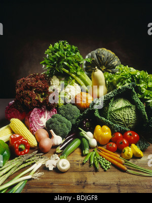 Stilleben, Auswahl an frischem Gemüse Stockfoto