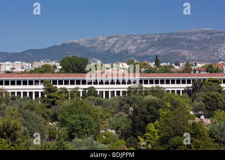 Die Stoa des Attalos, beherbergt das Agora-Museum in der antiken Agora von Athen. Stockfoto