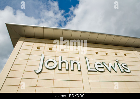 John Lewis Shop - Contemporary getäfelten Wand mit Einzelhandel Logo / Zeichen.  Die Mall, Cribbs Causeway, Bristol, UK Stockfoto