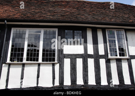 Fachwerk Gebäude entlang der George Street, St Albans, Hertfordshire, England, UK Stockfoto
