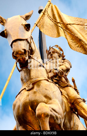 Joan of Arc Jungfrau von Orleans Statue im französischen Markt New Orleans, Louisiana Stockfoto