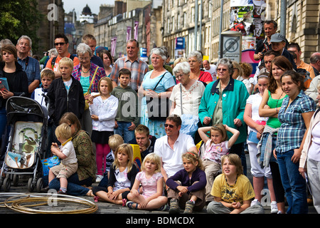 Edinburgh festival.crowd.The Fransen. Schottland. Stockfoto