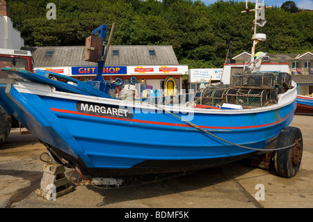 Fischerboot Boote auf der Coble Landing im Sommer Filey North Yorkshire England Vereinigtes Königreich GB Großbritannien Stockfoto