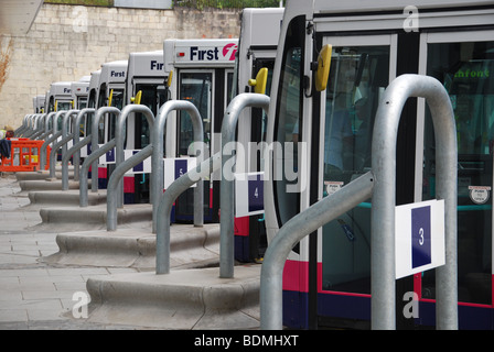 Bad Busbahnhof im Stadtzentrum von Somerset UK Stockfoto