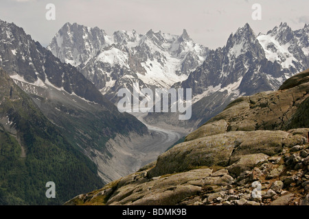 Gletscher La Mer de Glace und Mont-Blanc-Massiv in Chamonix-Mont-Blanc, Frankreich, Europa Stockfoto