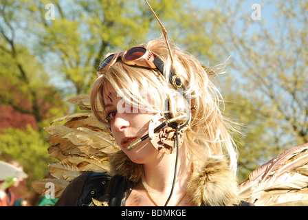 Steampunk Frau posiert auf 2009 Fantasy Fair Haarzuilens Niederlande Europe Stockfoto