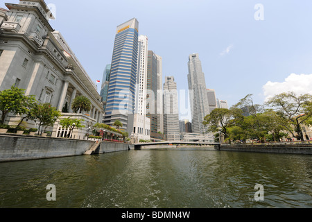 Fullerton Hotel, Fluss und die Stadt Skyline von Singapur, Singapur Stockfoto