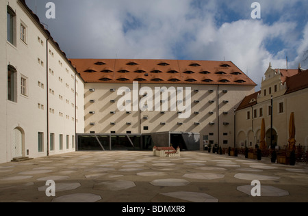 Freiberg, Schloß Freudenstein Freiberg/Sachsen Schloß Freudenstein Hof m Blick Zum Bergarchiv Stockfoto