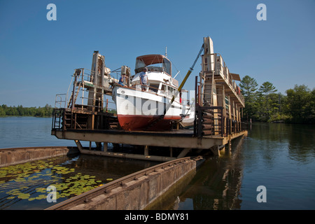 Marine Railroad Lock 44, Big Chute Marine Eisenbahn an der Trent-Severn Waterway in der Nähe von Gravenhurst, Ontario, Kanada, Nordamerika Stockfoto