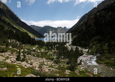 Das Tal über den Port d ' Espagne in Le Parc National Des Pyrenäen in Frankreich Stockfoto