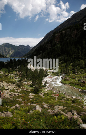 Das Tal über den Port d ' Espagne in Le Parc National Des Pyrenäen in Frankreich Stockfoto
