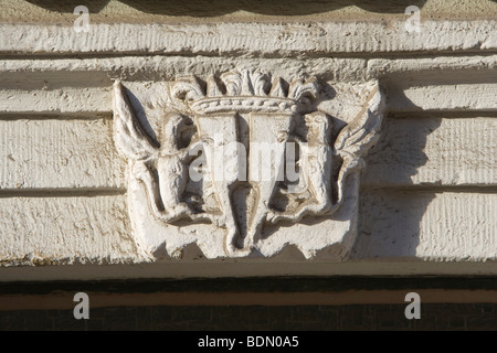 Bamberg, Steinrelief, Tuchschererzeichen, Generalgasse 14 in Bamberg. Vor 1850. Zunftzeichen Stockfoto