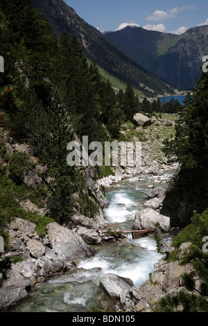 Das Tal über den Port d ' Espagne in Le Parc National Des Pyrenäen in Frankreich Stockfoto