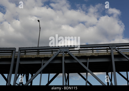 Madison-Milton Brücke überquert den Ohio River aus Madison, Indiana. Stockfoto