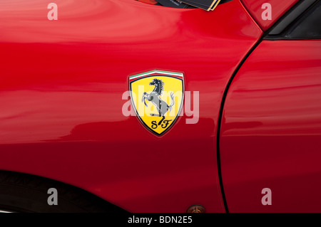 Ferrari-Abzeichen, Scuderia Ferrari, tänzelnden Pferd Stockfoto