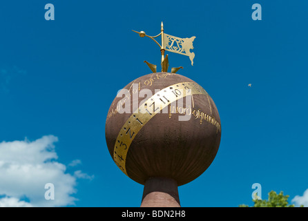 Sonnenuhr, Prinz-Georg-Garten-Garten, Darmstadt, Hessen, Deutschland, Europa Stockfoto