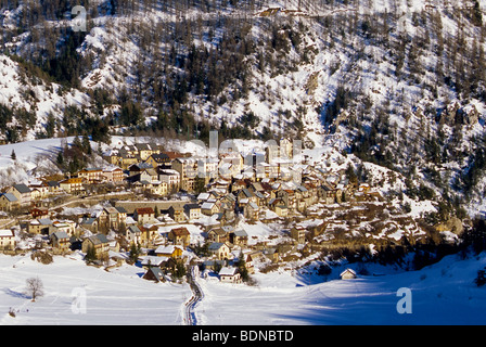 Das Dorf von Beuil in den südlichen französischen Alpen Stockfoto