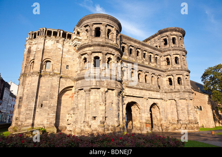 Deutschland, Trier - die berühmte Porta Nigra Stockfoto
